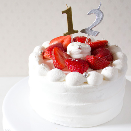 バランスの良い生クリームとフレッシュなイチゴをたっぷり使った「アニバーサリー」